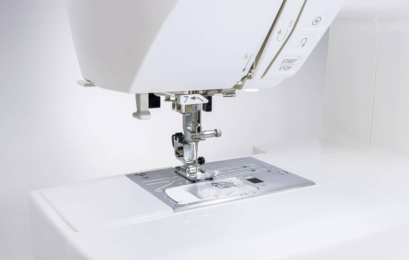 Janome 5300QDC-G