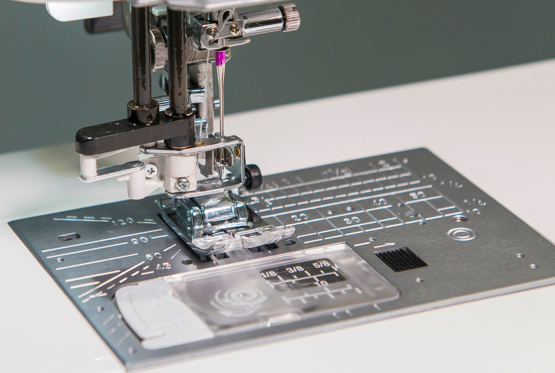 Machine à coudre Janome Memory Craft 6700P